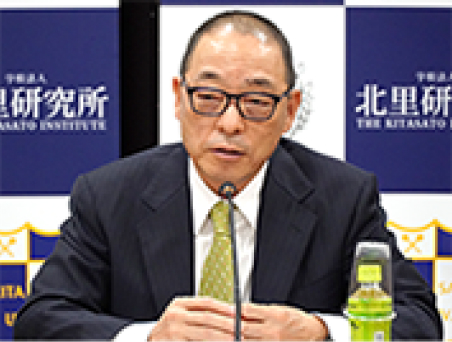 センター長花木氏