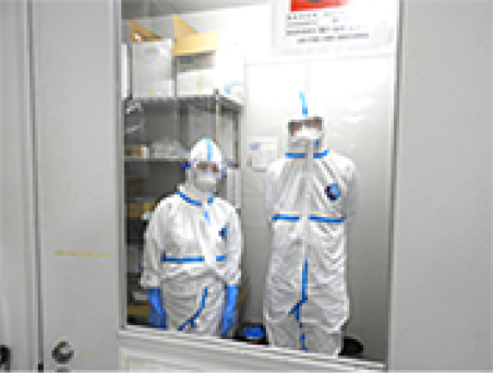 防護服を着用してのP3実験